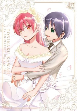 Tonikaku Kawaii: SNS